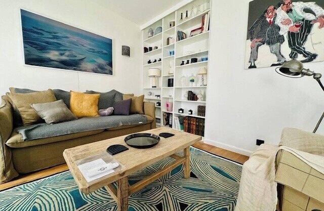 Bright apartment in the heart of the Old Port