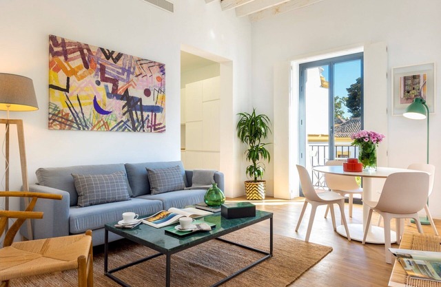 Bright Apartment in Sta Cruz Quarter Sta Teresa V