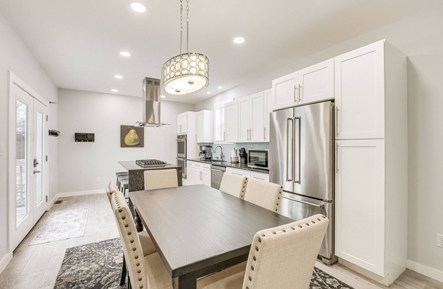 Bright & Modern Home: 2 Mi to Presque Isle Airport