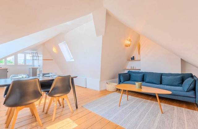 Bright one bedroom next to Wazemmes market