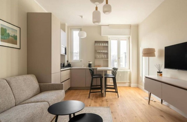 Bright Three-room Apartment Viale Certosa - Mirable PM