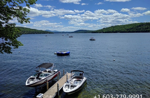 Bring your boat and enjoy the entire summer on Lake Winnipesaukee/Meredith Bay!