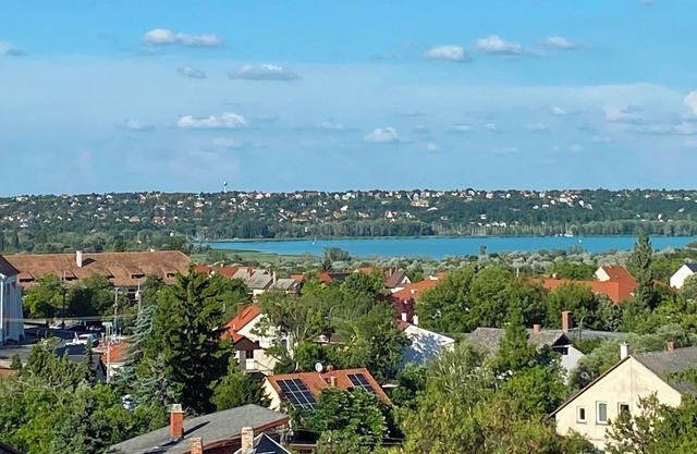 Brisa Balaton - modern apartment w/lake view