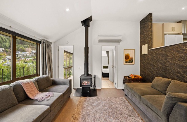 Broadview Hideaway - Cosy 2 bed
