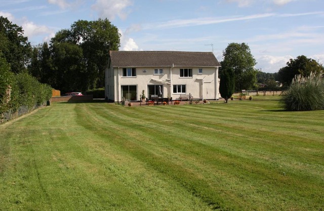 Broadwell Guest House