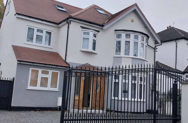 Bromley Manor - Spacious 11 Bedroom House