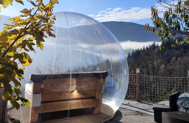 Bubble room with mountain view