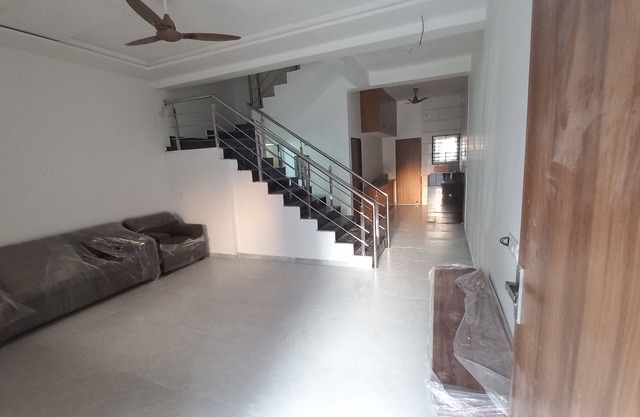 Budget friendly rooms for stay in Junagadh.