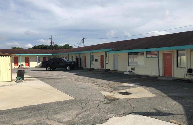 Budget Inn
