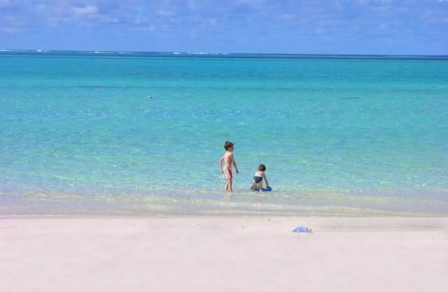 Bungalow Birds Paradise sur la Plage de Pointe D'esny, Pour Couples et Enfants