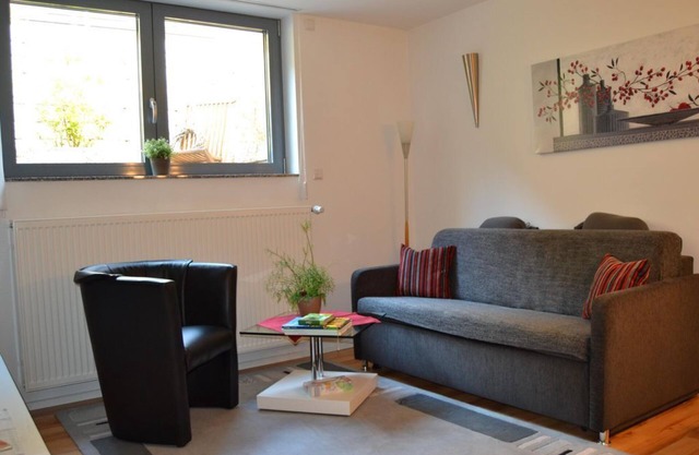 Burgundy apartment rental