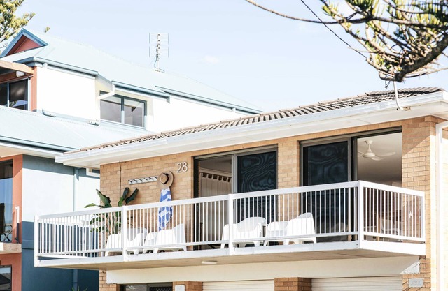 Burleigh on Main - Oceanstays - Pet Friendly