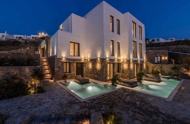By Whitelist Mykonos