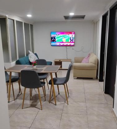 Cálido apartamento 302