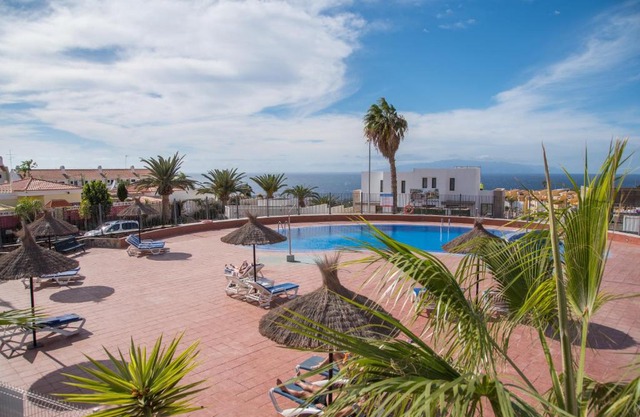 C104B Brand new elegant pool!