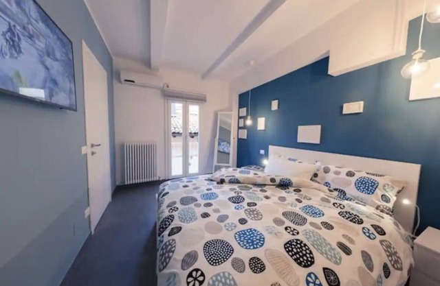 Ca de la Torre - Cozy apartment within walking distance of the two towers