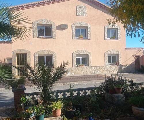 Ca La Montserrat - Wine Rural House