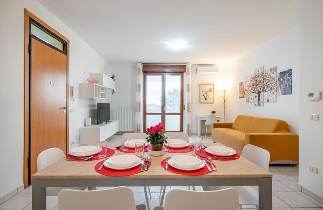 Ca' Mastro Bright Flat with parking