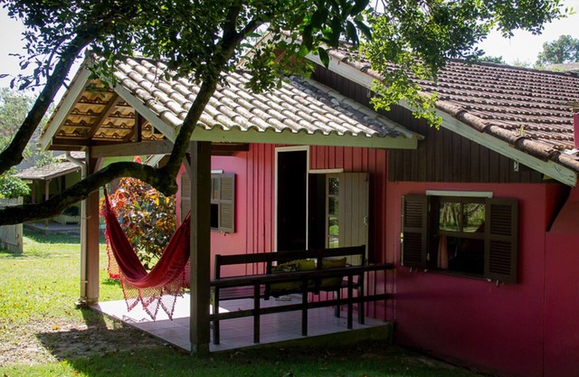 Cabanas Areias Centrinho da Praia do Rosa, cabana 02