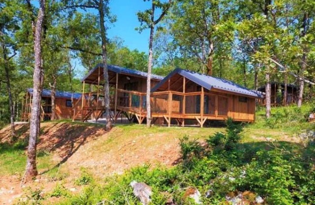 Cabane 3 étoiles - Piscine - efchcf