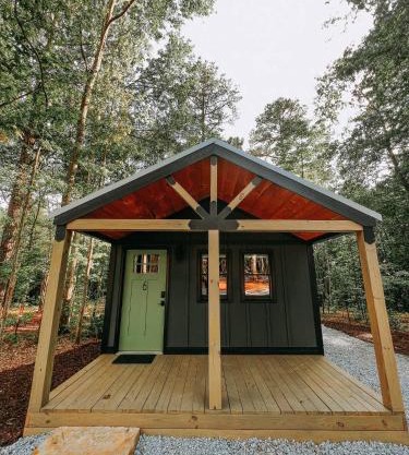 Cabin #6 Studio With Kitchenette