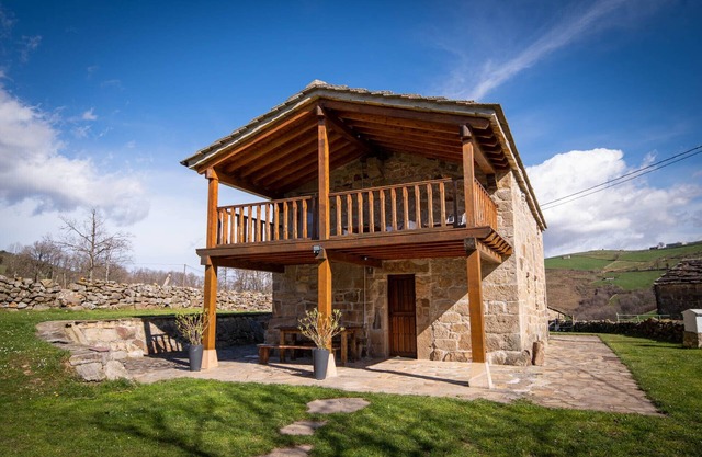 Cabin Pasiega Las Suertes