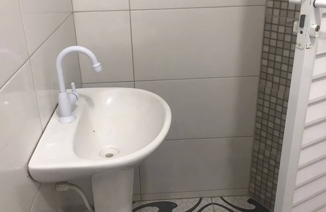 Cabo Frio - Kitnet 03 - Jardim Caiçara - Economical Rent