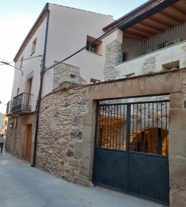 Cal Vallverdú - Adaptado