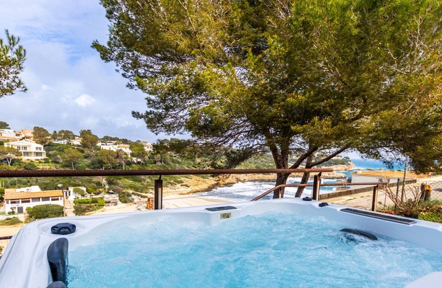 Cala Mendia Beach House 1 in front of the beach with sea views