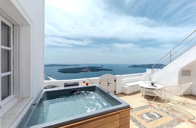 Calderas Hug & Panoramic Sea View - 3 Lux Suites