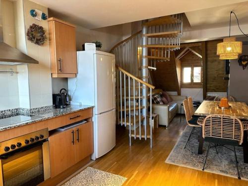 Caleydos - Dúplex diseño by CARDI Suites