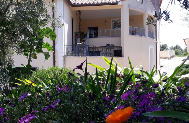 Calm, Relaxation and Nature at R D V for this comfortable house