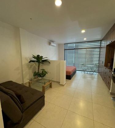 Cambria Versalles by Tovigo Rentals