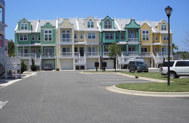 Cambridge Cove at Bermuda Bay by Kees Vacations