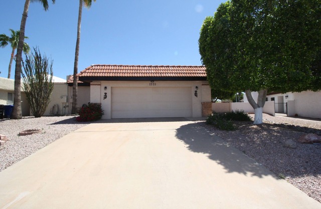 Camelot Golf Course - Comfortable 2 bedroom
