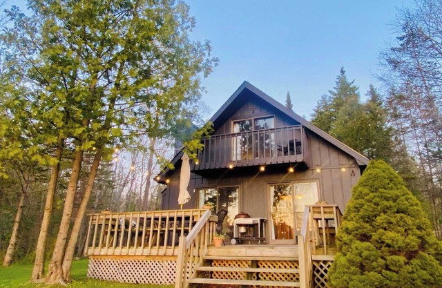 Camp Birch: Waterfront Home on Lake Leelanau