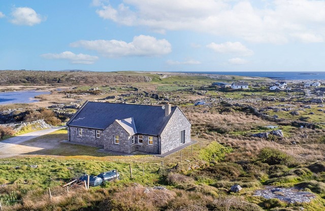 Campbell's Cottage - Picturesque and Peaceful