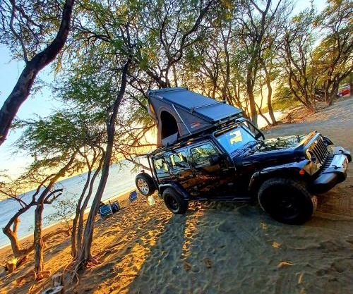 CampCar Maui Jeeps SUVs Hybrid Camper van Rentals with equipment and Travel Advice