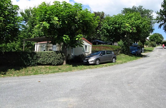 CAMPING THE BASTIDE * - Mobile Home 2 bedrooms 5 beds with sanitary facilities - 23 to 29 m2 5 people