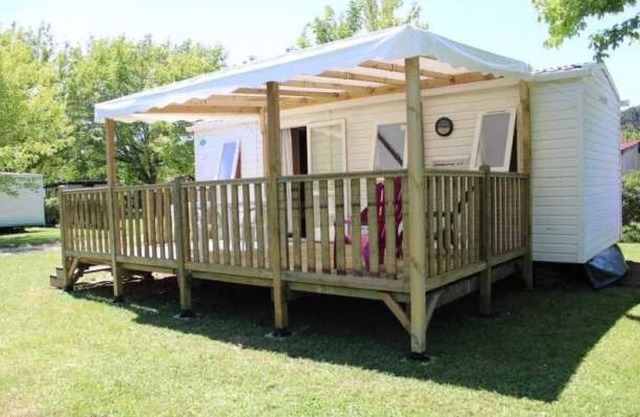 Camping 3 étoiles - Piscine - eehgee