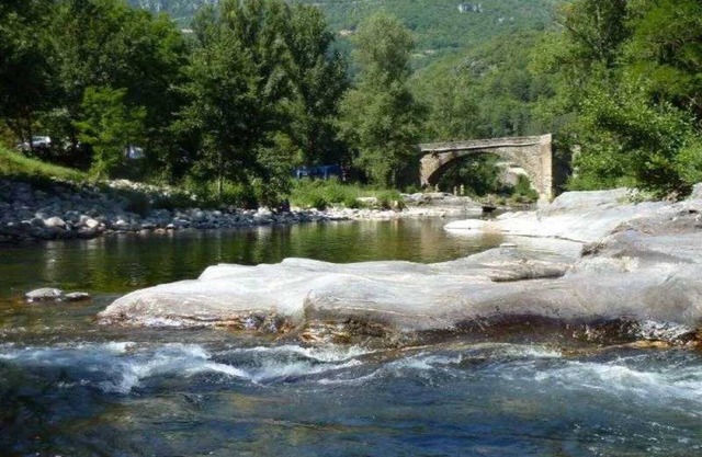 Camping 3 étoiles - Piscine - efadfd