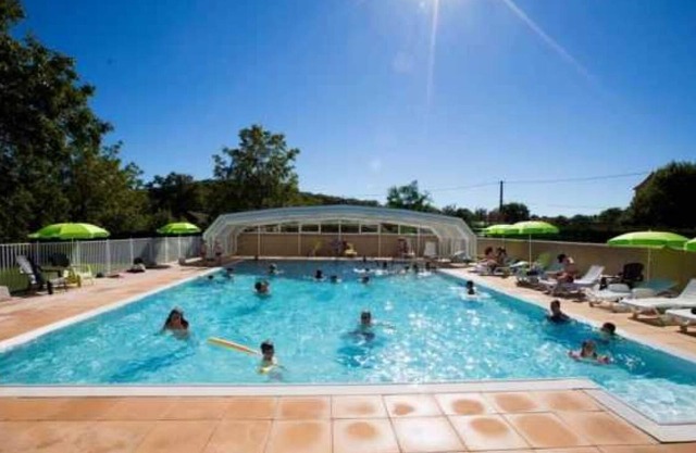 Camping 4 étoiles - Piscine - eed0fh