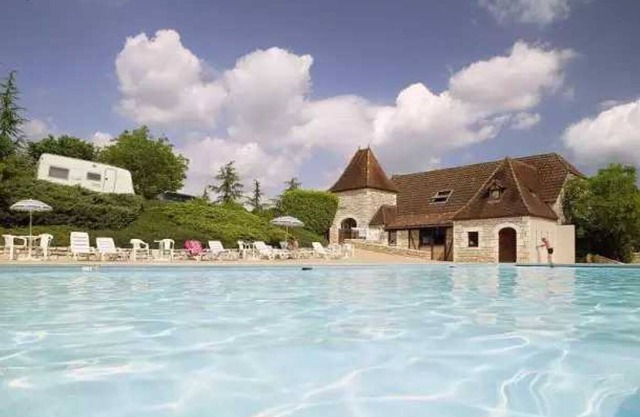 Camping 5 étoiles - Parc aquatique - eebdie