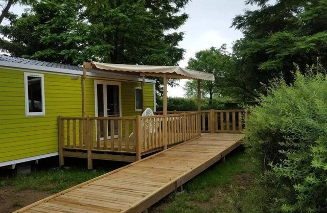 Camping du Lac* - Mobil Home PMR 3 Rooms 4 People