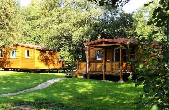 Camping le Buisson * - Comfort Wooden Chalet 3 rooms 4 people
