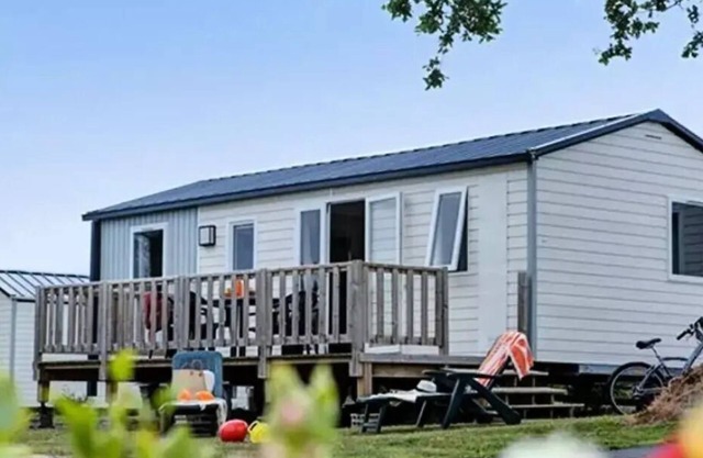 Camping Le Chêne Gris* - Comfort XL mobile home 3 rooms 4/6 people Air-conditioned 2 bathrooms