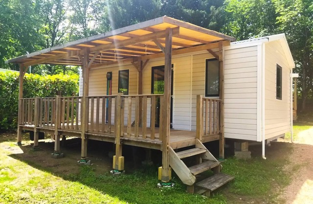 Camping Les Rives du lac Cantalès * - 2 bedroom mobile home Ibiza 4 people