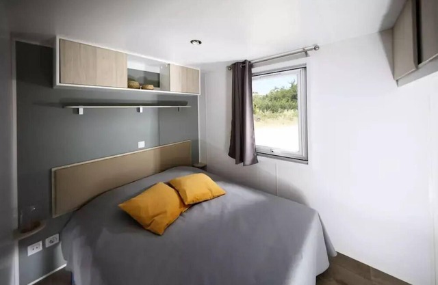 Camping Maïana Resort* - Cottage 5 rooms 8/10 people with air conditioning - TV
