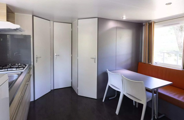 Camping Saint Pierre de Rousieux *** - Mobile home Ohara 3 Rooms 4 Persons