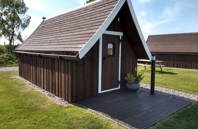 Camping Without the Toil and Trouble! Luxury En Suite Glamping Pods, Sleep 4.